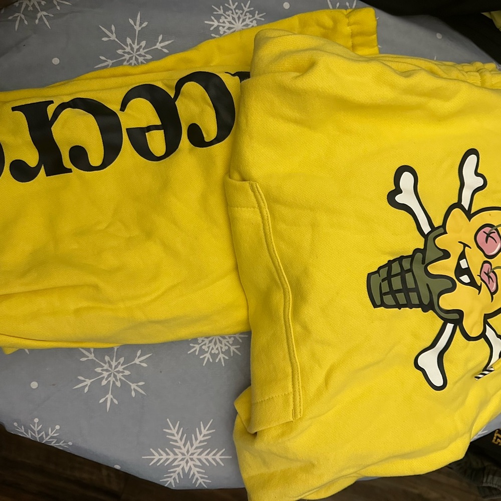 ICECREAM Sweatsuit